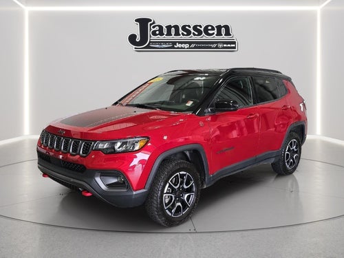 2025 Jeep Compass Trailhawk