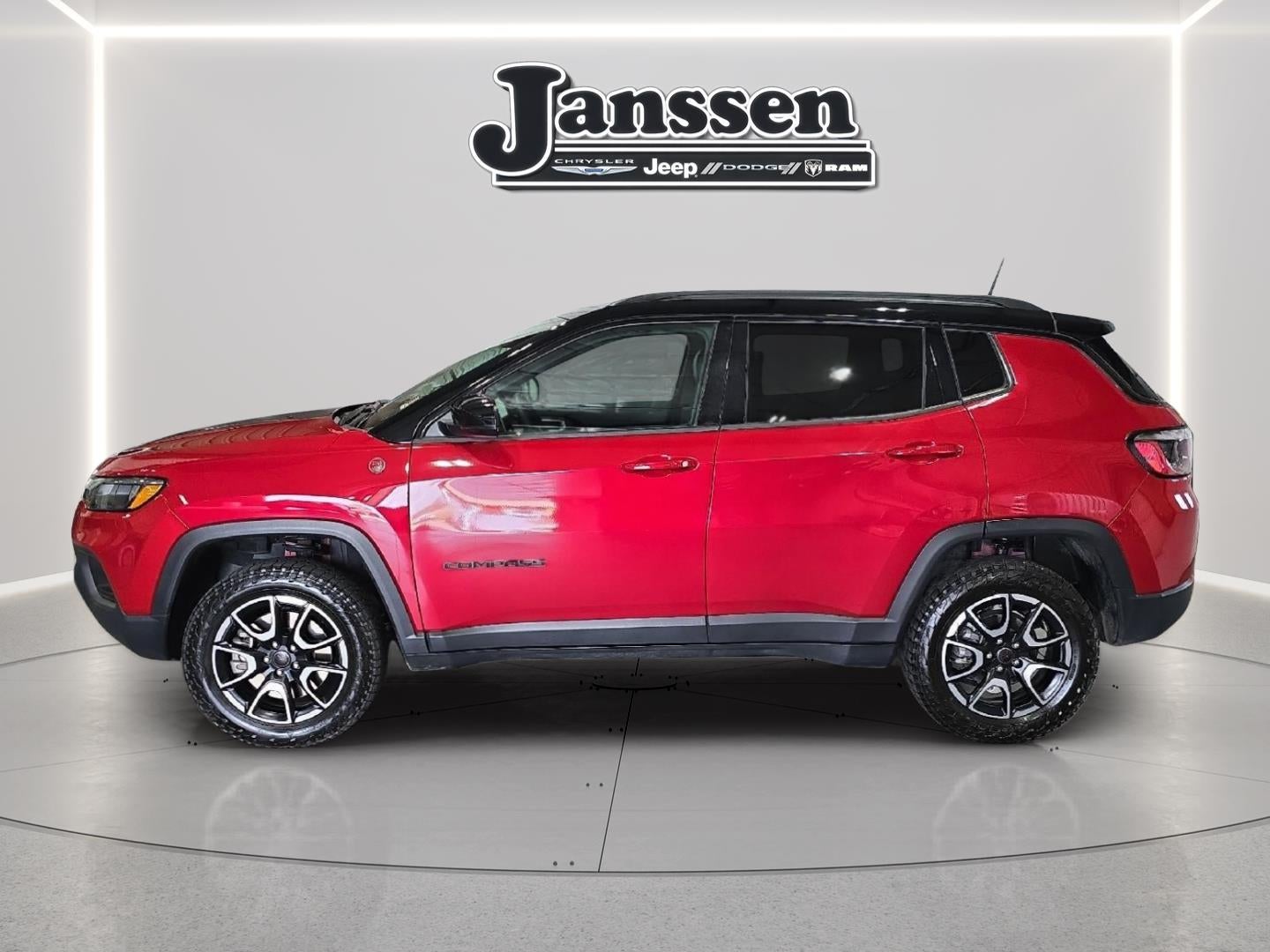2025 Jeep Compass Trailhawk