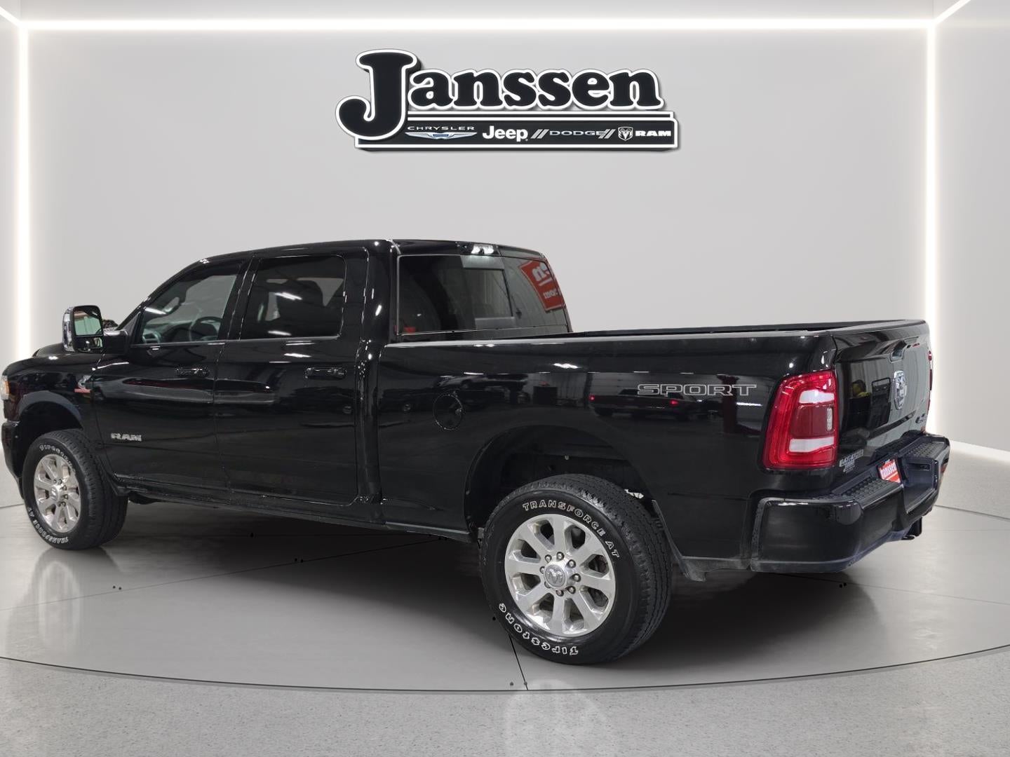 2024 RAM 3500 Laramie