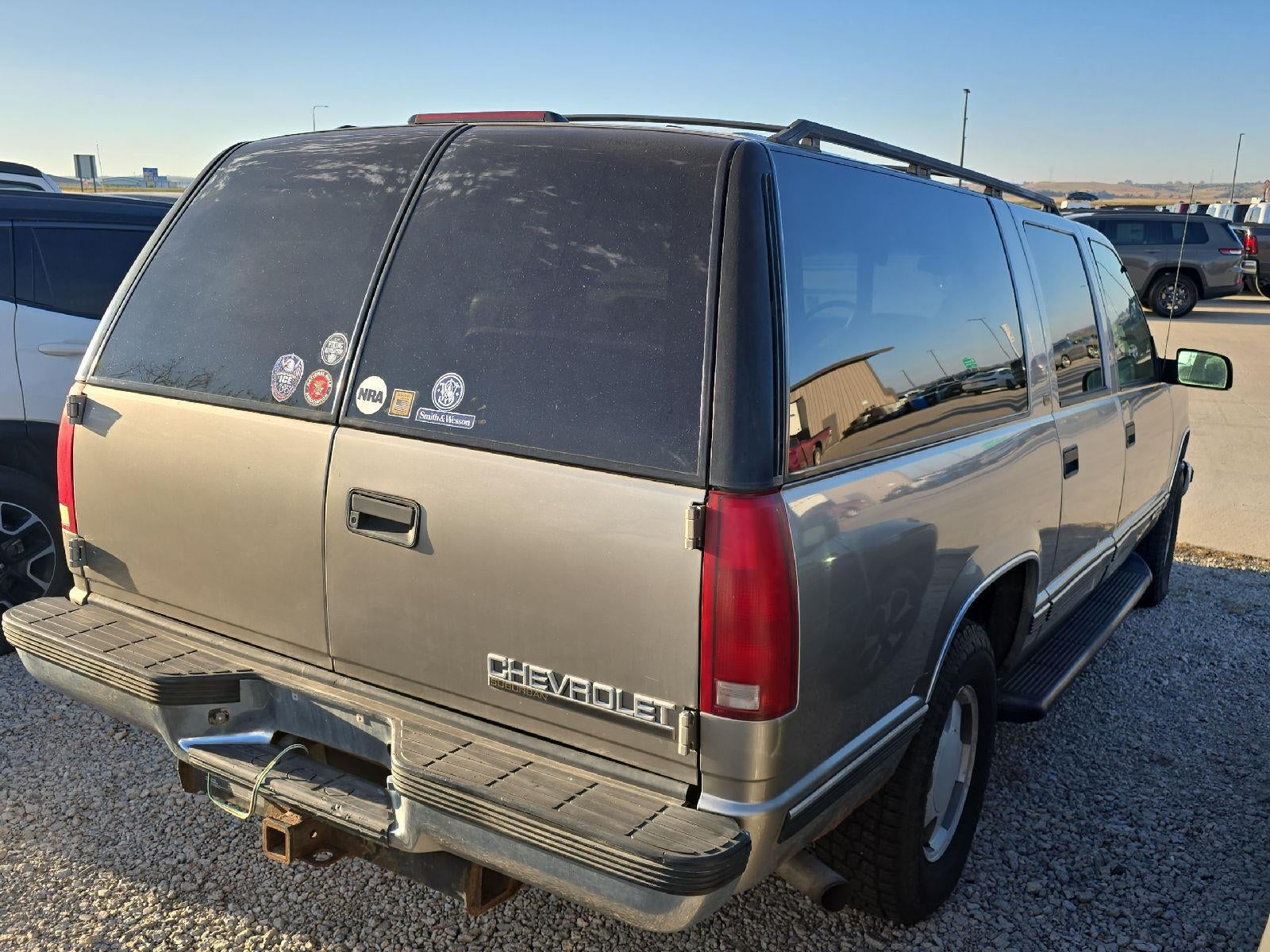 1999 Chevrolet Suburban Base