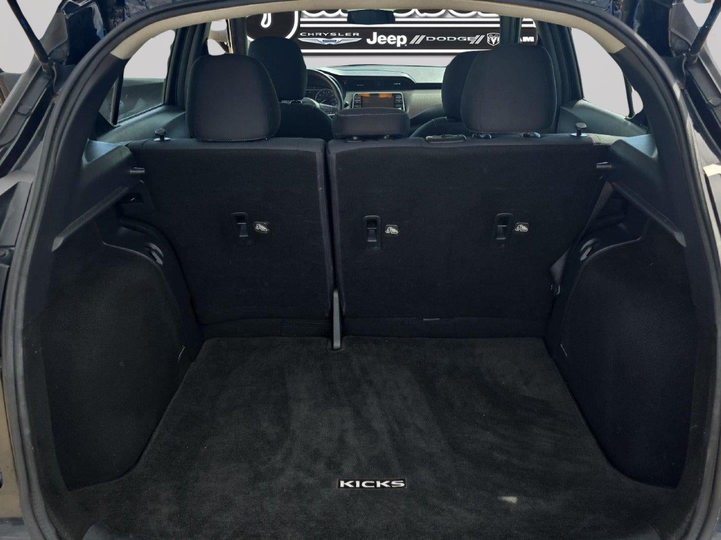 2020 Nissan Kicks SV