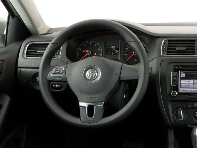 2013 Volkswagen JETTA SE