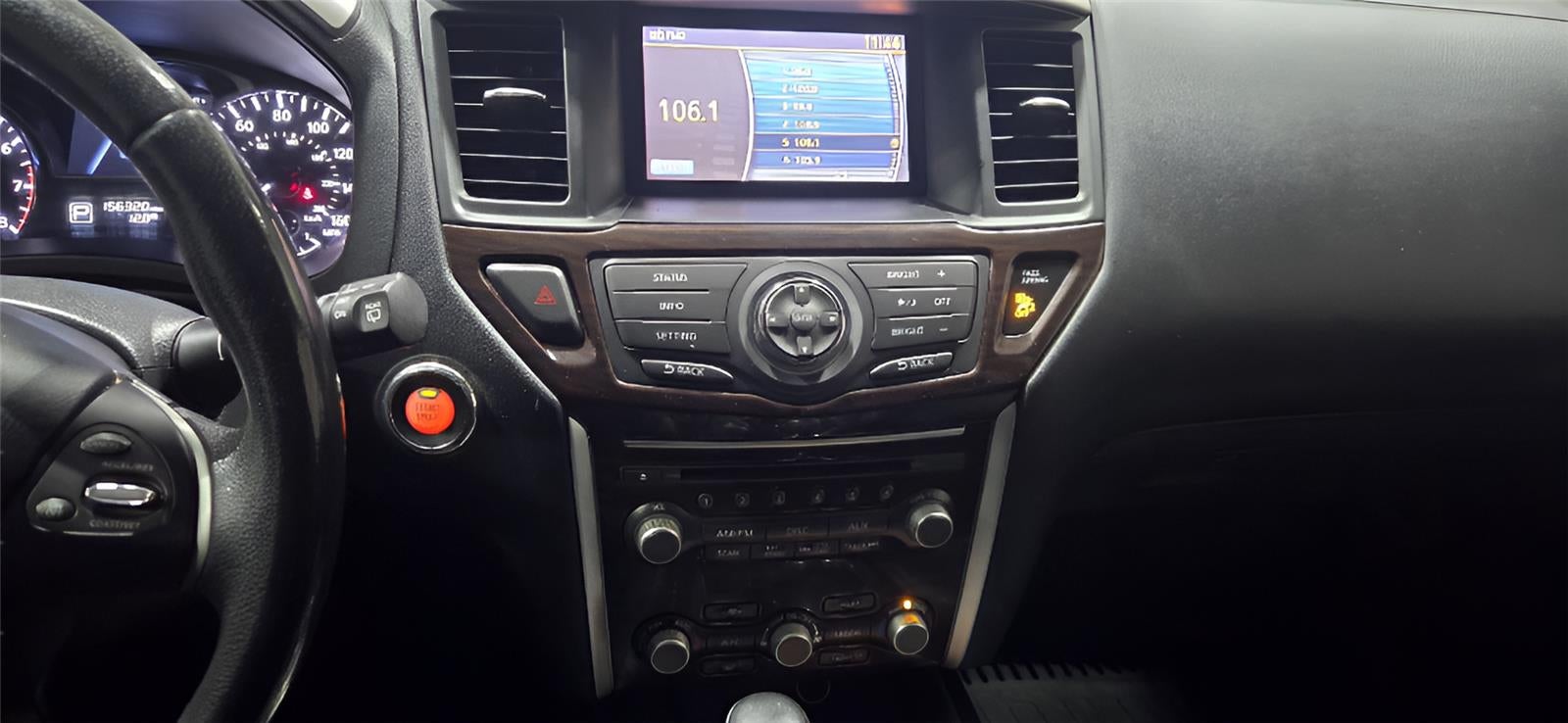 2014 Nissan Pathfinder SL