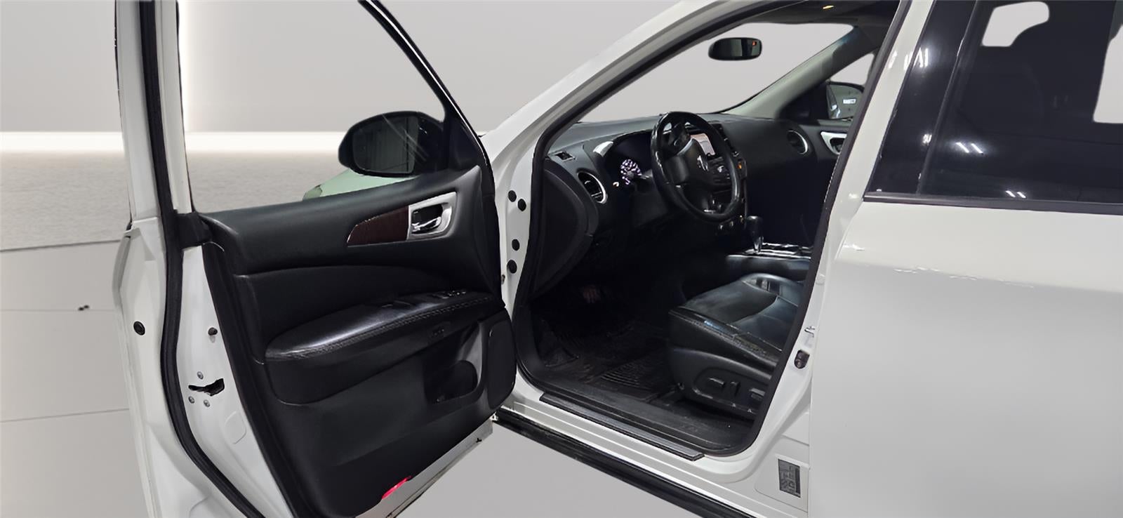 2014 Nissan Pathfinder SL