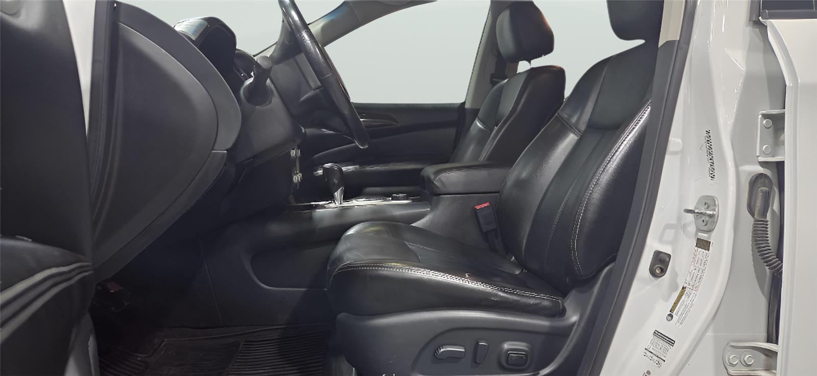 2014 Nissan Pathfinder SL