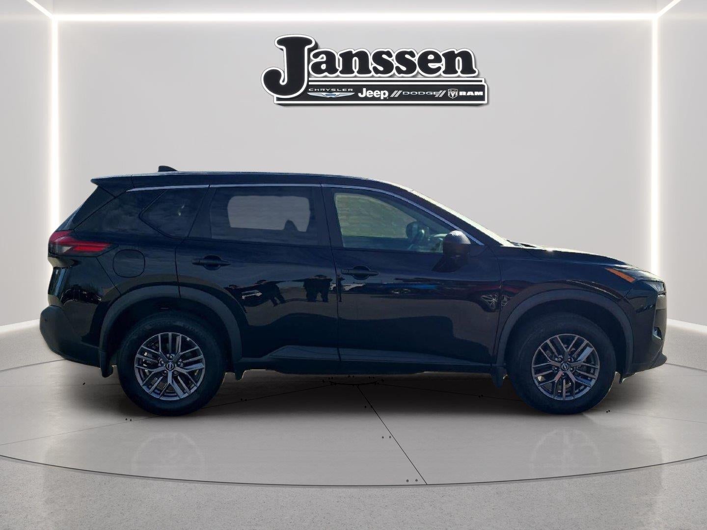 2023 Nissan Rogue S
