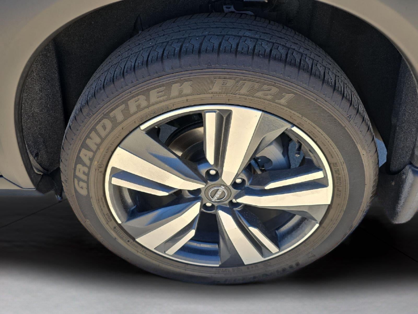 2025 Nissan Rogue SL
