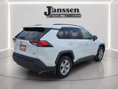 2019 Toyota RAV4 XLE