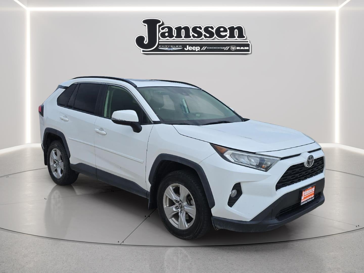 2019 Toyota RAV4 XLE