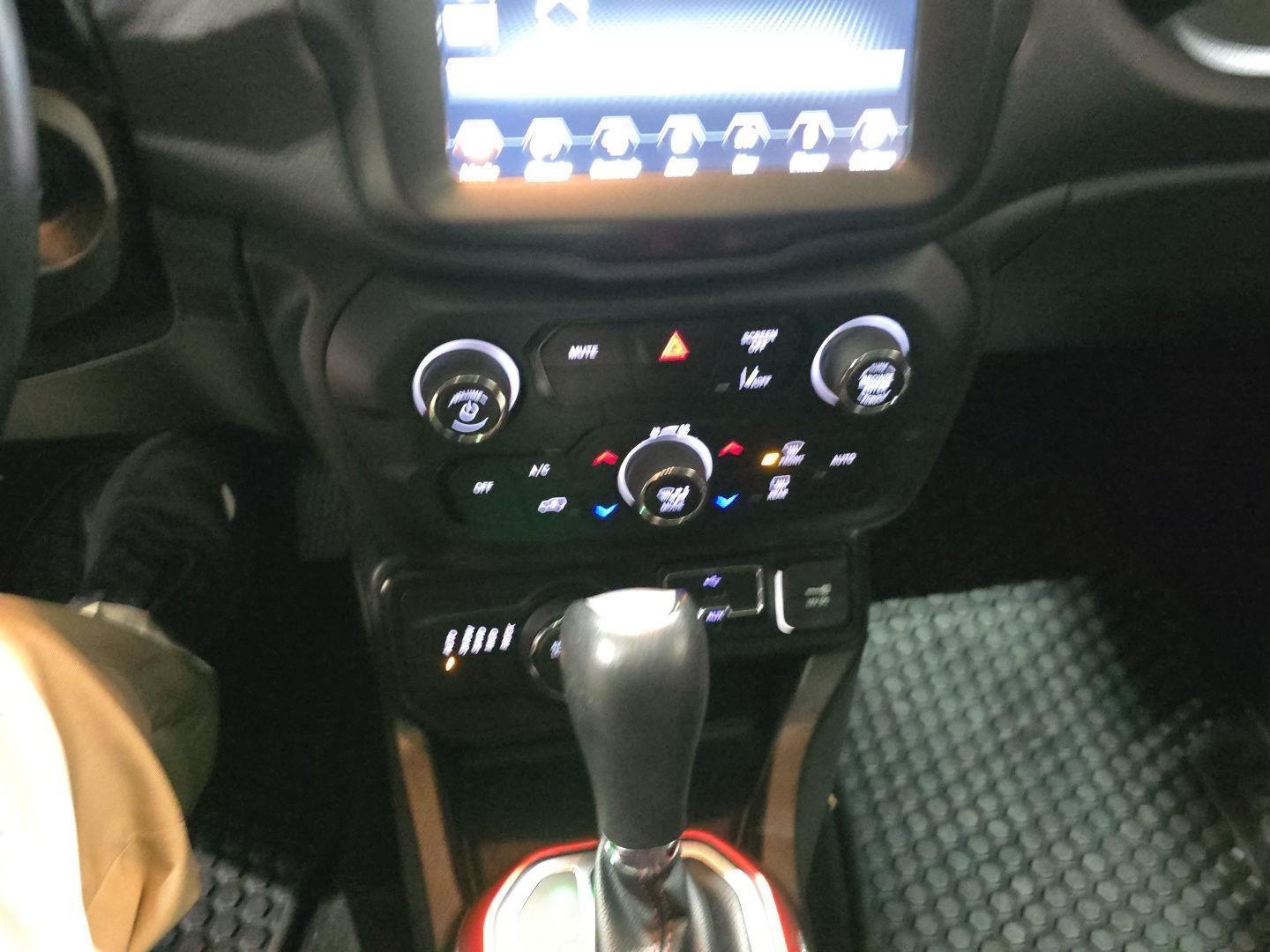 2022 Jeep Renegade Trailhawk