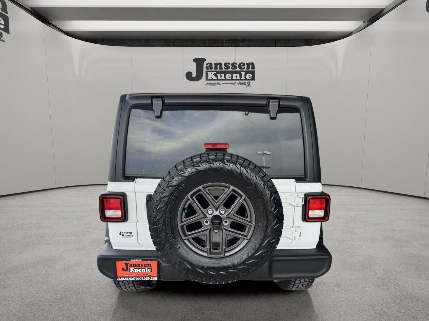 2025 Jeep Wrangler 4-Door Summit 4x4