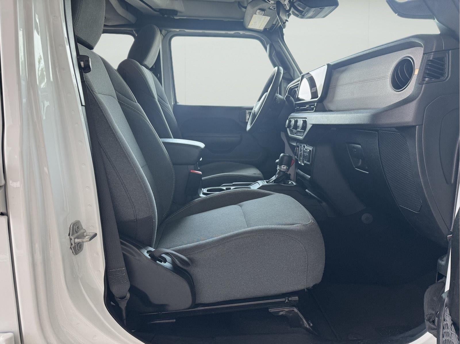 2025 Jeep Wrangler 4-Door Summit 4x4
