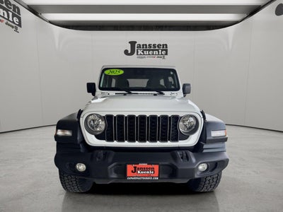 2025 Jeep Wrangler 4-Door Summit 4x4