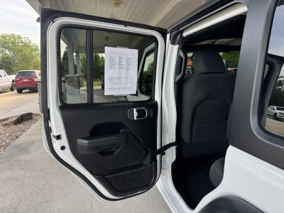 2025 Jeep Wrangler 4-Door Summit 4x4