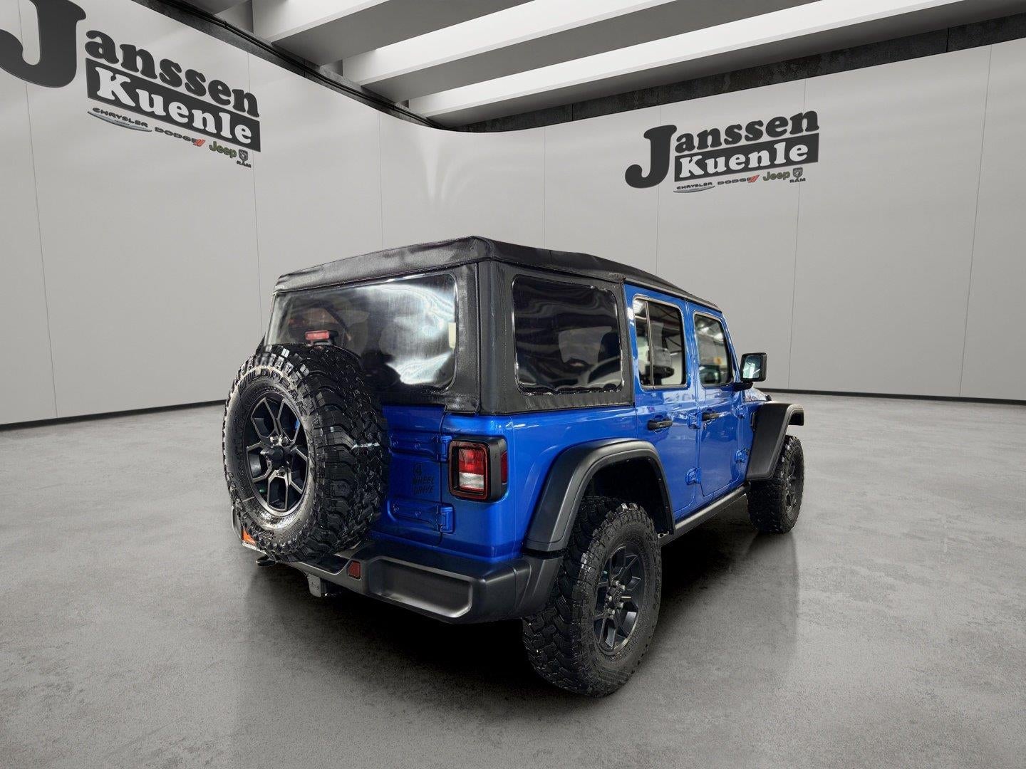 2025 Jeep Wrangler 4-Door Willys 4x4