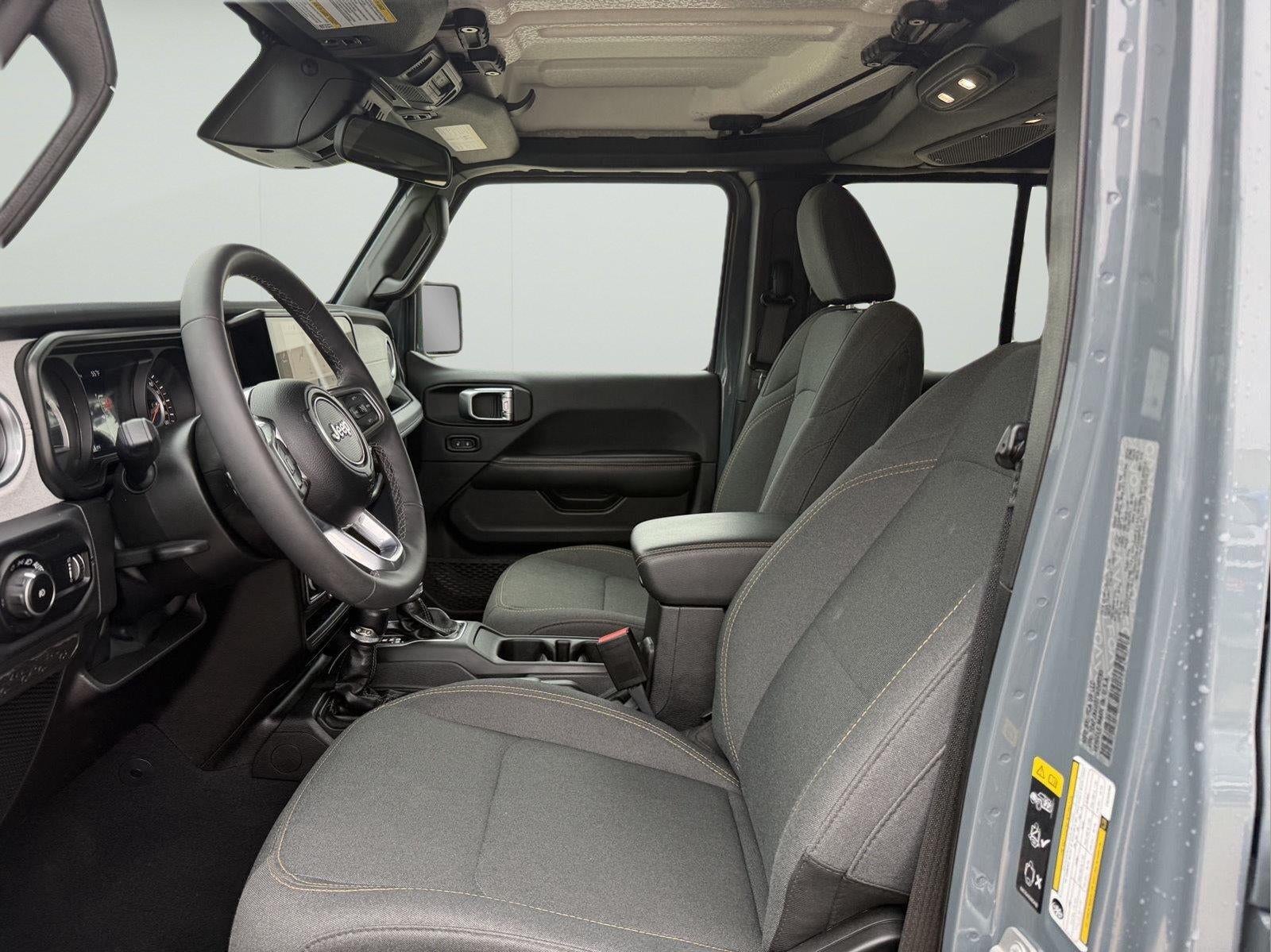 2026 Jeep Wrangler 4-Door Sahara 4x4