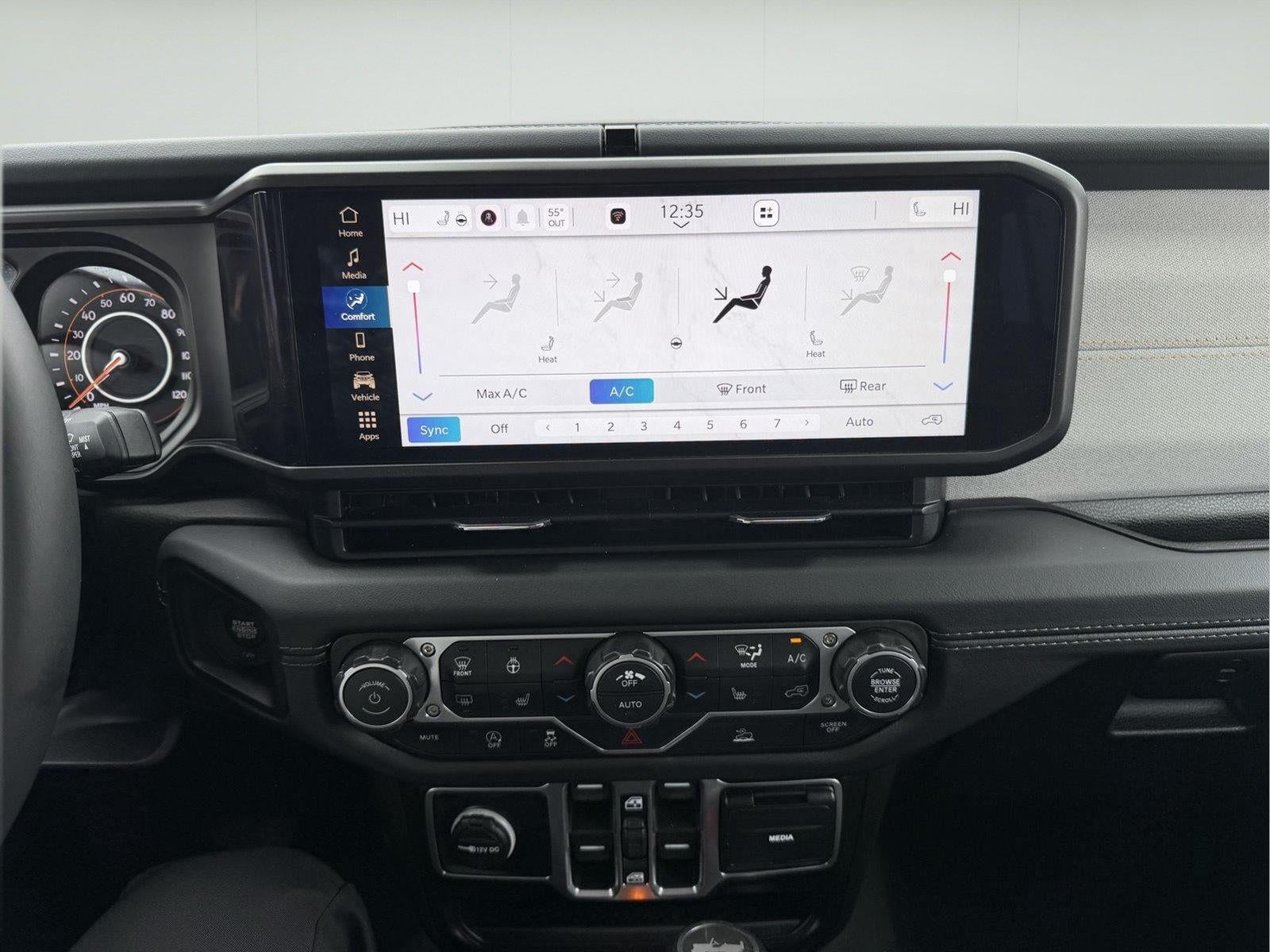 2026 Jeep Wrangler 4-Door Sahara 4x4