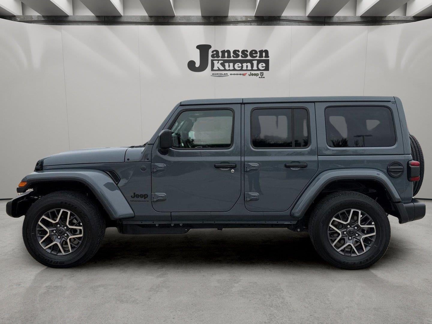 2026 Jeep Wrangler 4-Door Sahara 4x4