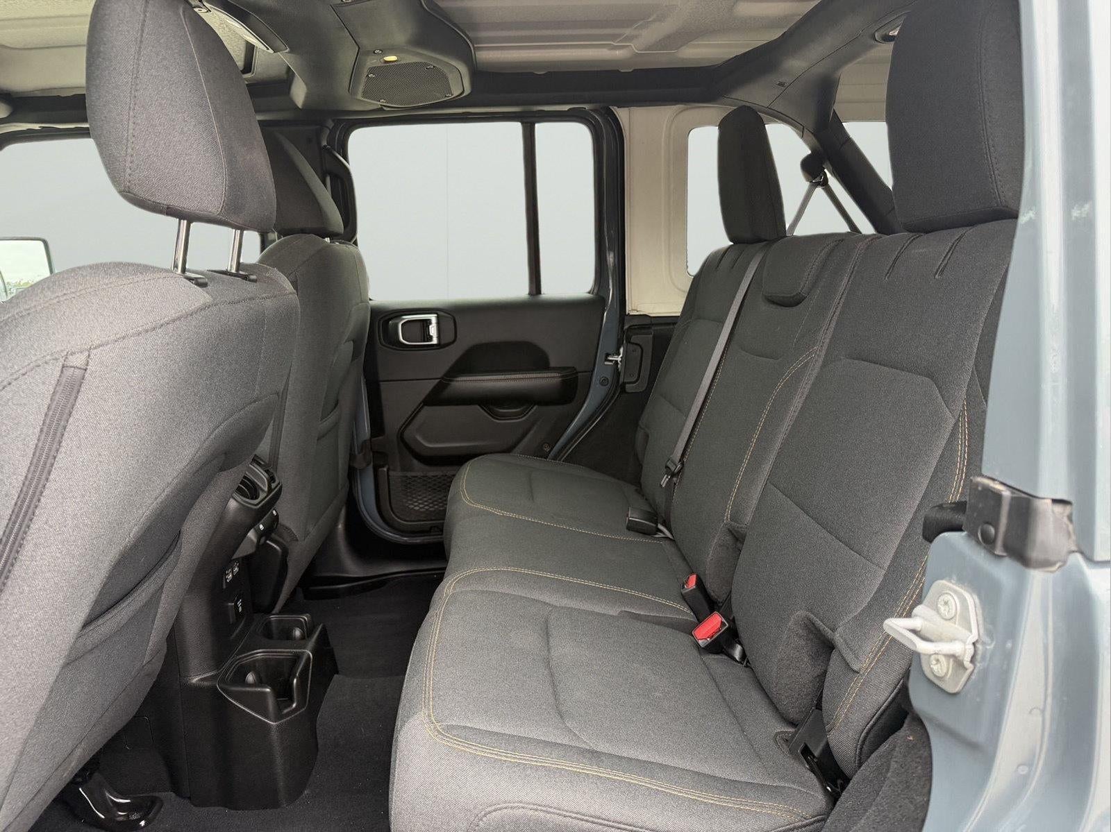 2026 Jeep Wrangler 4-Door Sahara 4x4
