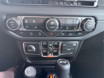 2027 Jeep Wrangler WRANGLER 4-DOOR SAHARA