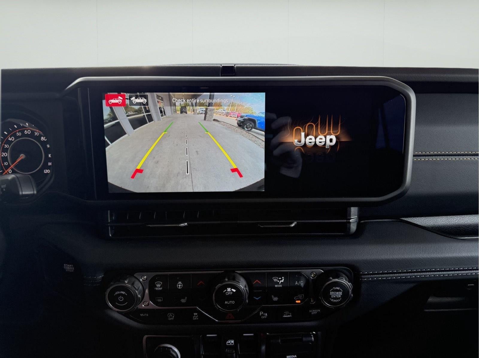 2027 Jeep Wrangler WRANGLER 4-DOOR SAHARA