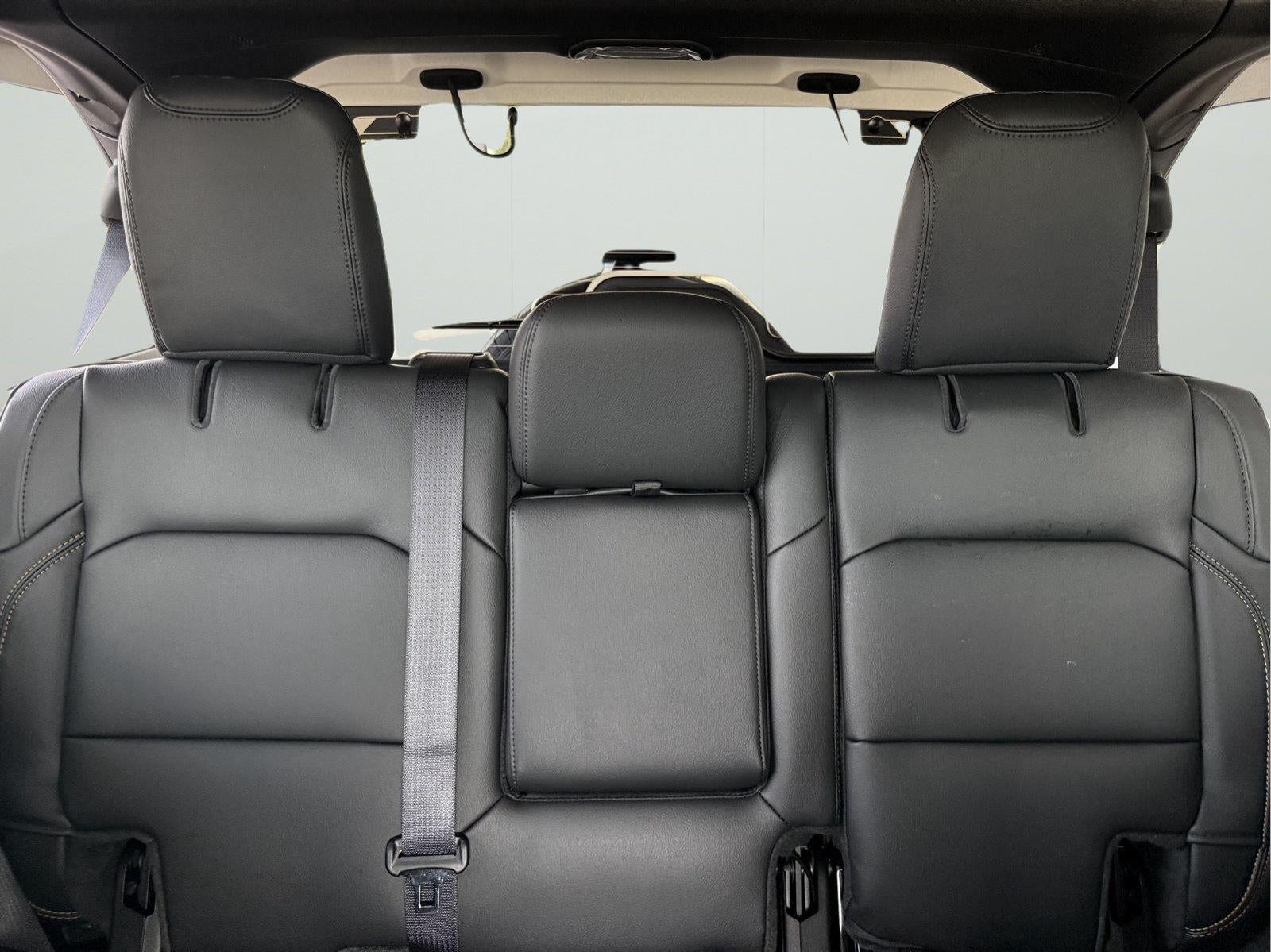 2027 Jeep Wrangler WRANGLER 4-DOOR SAHARA