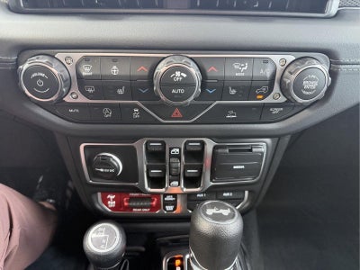 2027 Jeep Wrangler WRANGLER 4-DOOR RUBICON