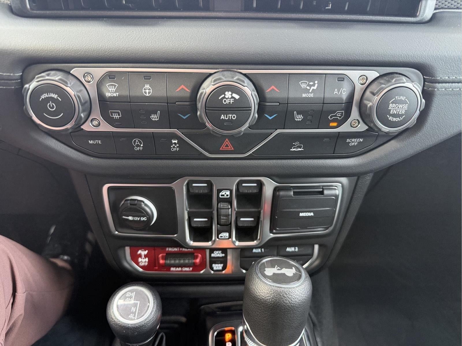 2027 Jeep Wrangler WRANGLER 4-DOOR RUBICON