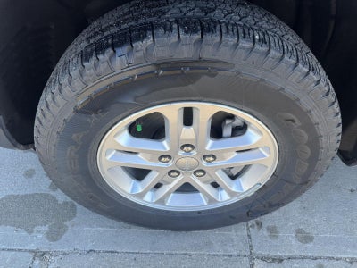 2023 Jeep Grand Cherokee Laredo 4x4