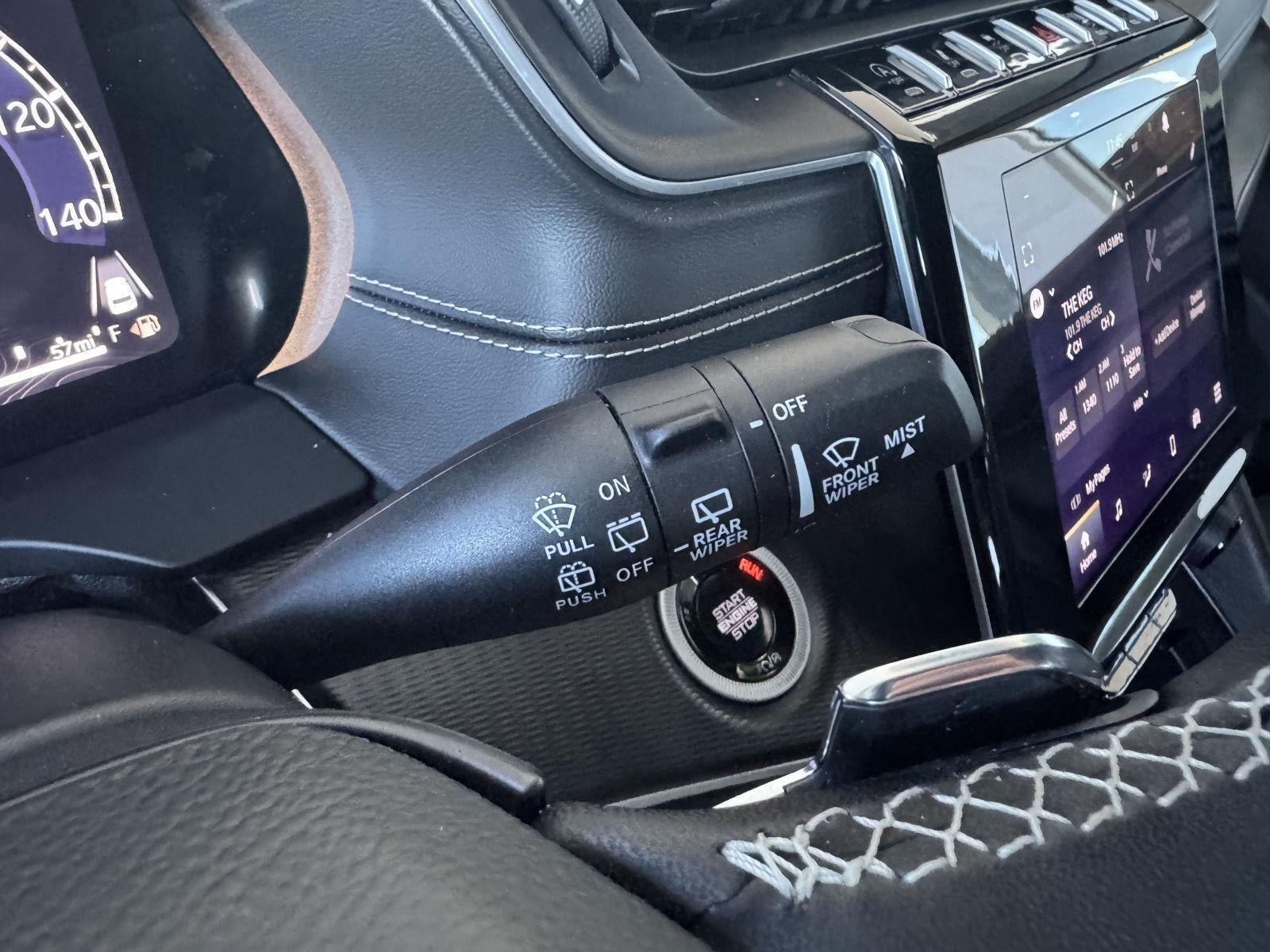 2024 Jeep Grand Cherokee Laredo 4x4