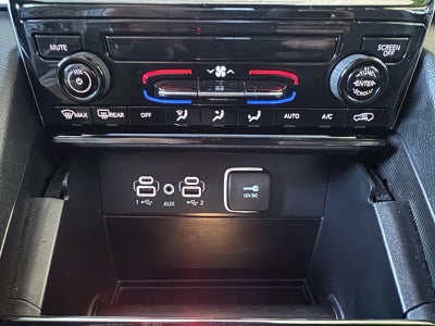 2024 Jeep Grand Cherokee Laredo 4x4