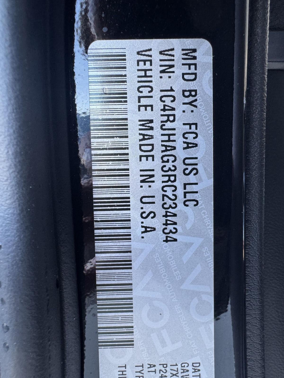 2024 Jeep Grand Cherokee Laredo 4x4