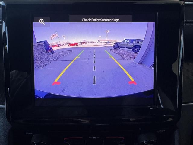 2024 Jeep Grand Cherokee Laredo 4x4