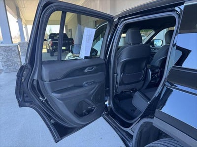 2024 Jeep Grand Cherokee Laredo 4x4