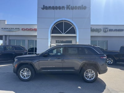 2026 Jeep Grand Cherokee GRAND CHEROKEE LAREDO X 4X4