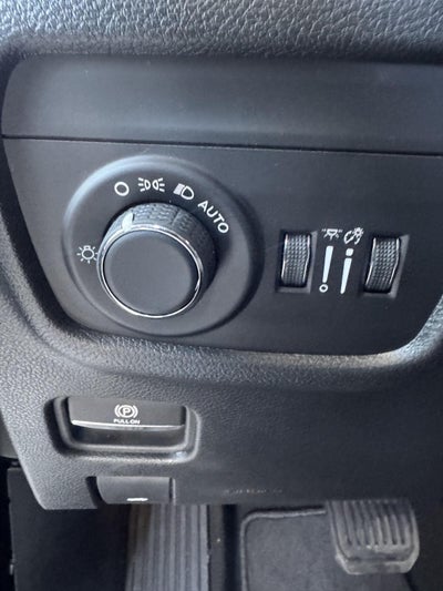 2026 Jeep Grand Cherokee GRAND CHEROKEE LAREDO X 4X4