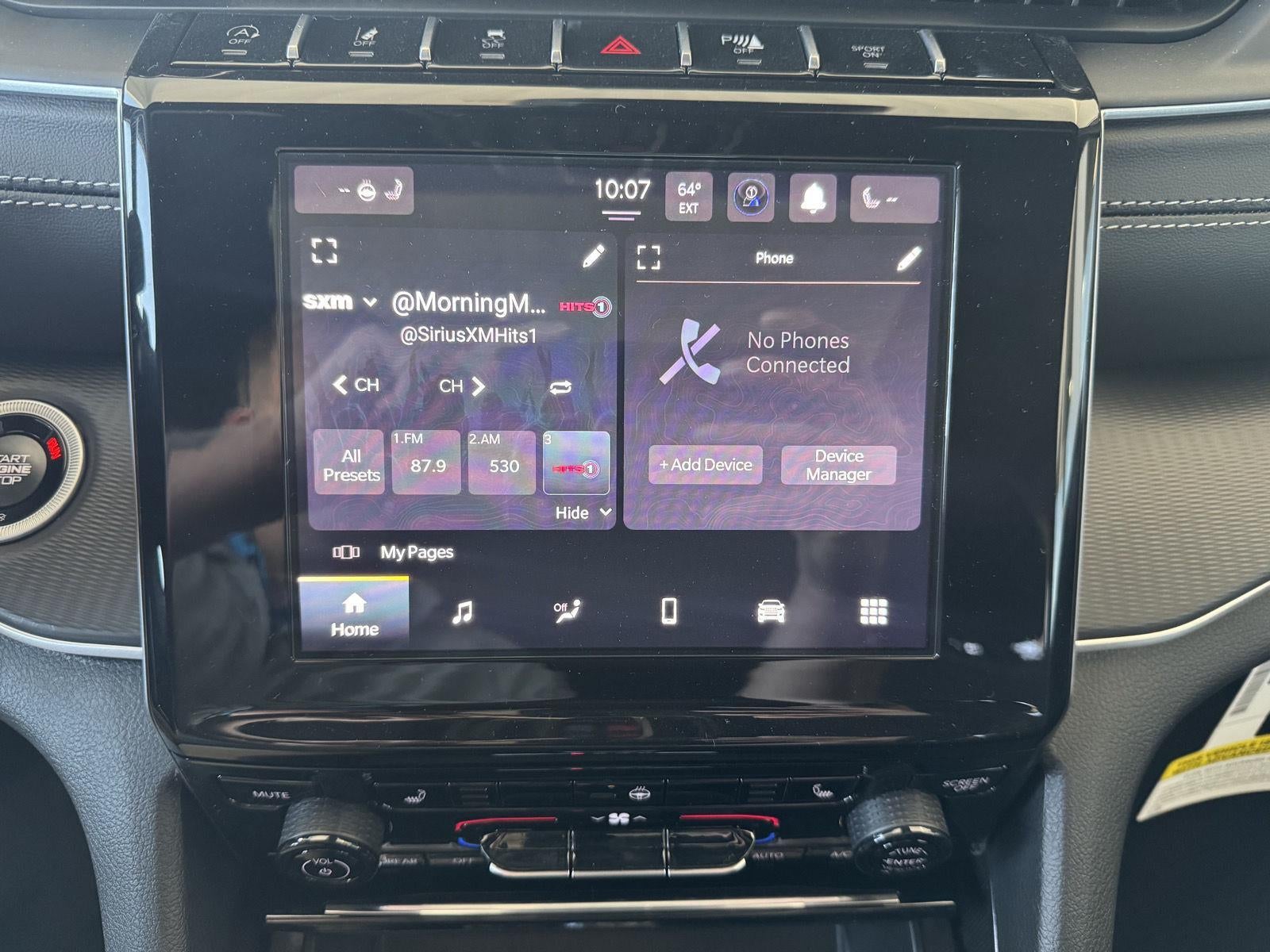 2026 Jeep Grand Cherokee GRAND CHEROKEE LAREDO X 4X4