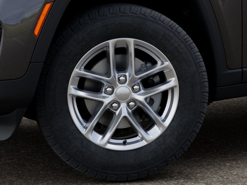 2026 Jeep Grand Cherokee GRAND CHEROKEE LAREDO X 4X4