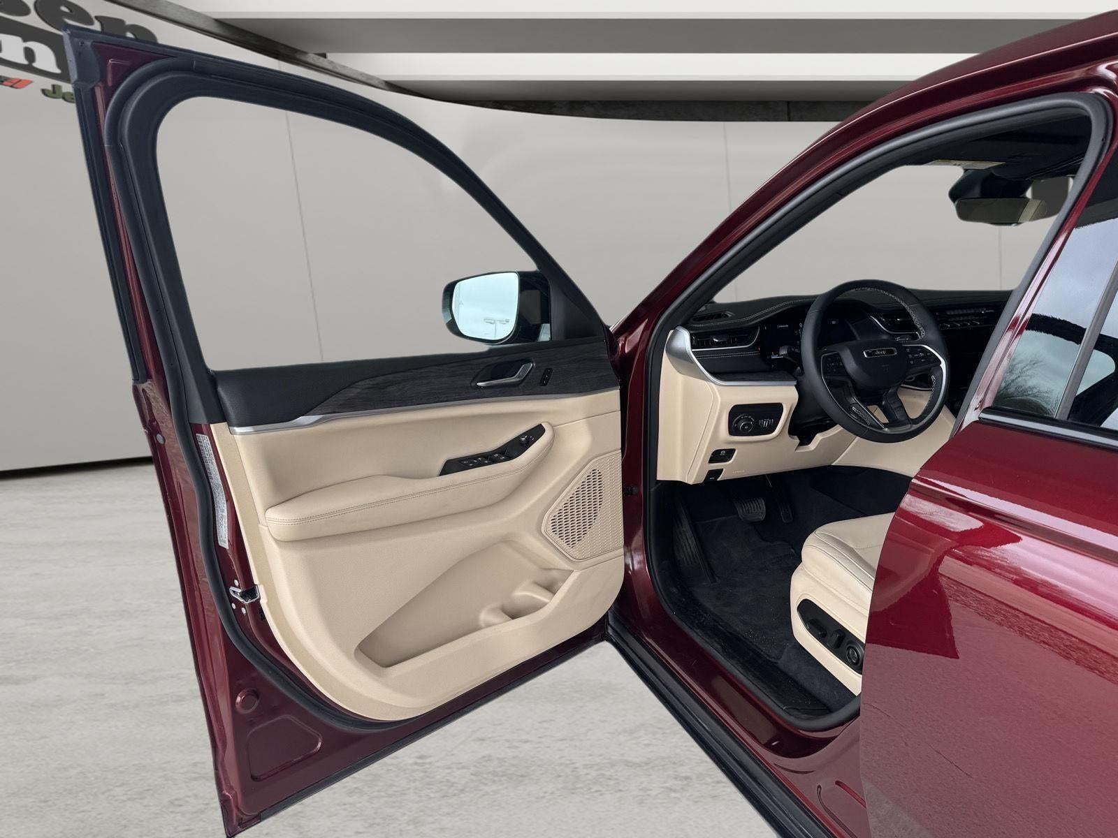 2025 Jeep Grand Cherokee Limited 4x4