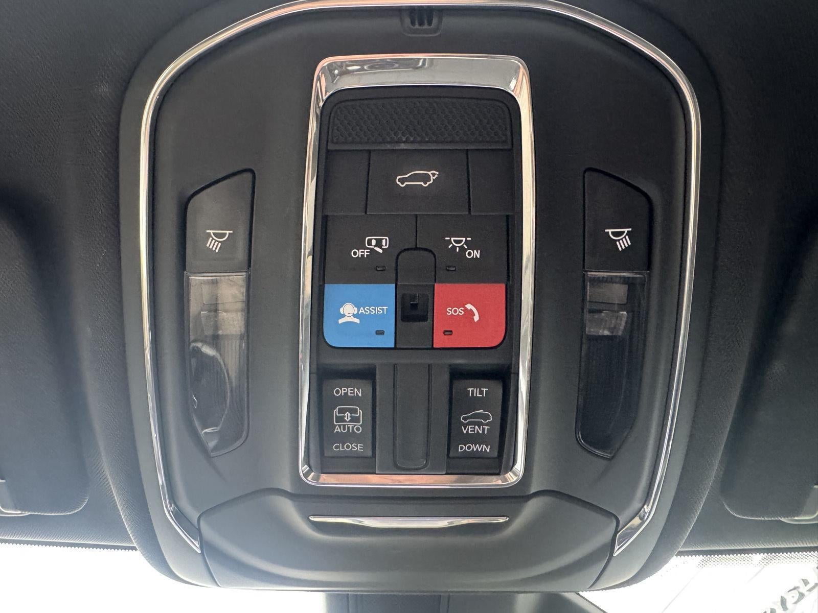 2024 Jeep Grand Cherokee L Altitude 4x4