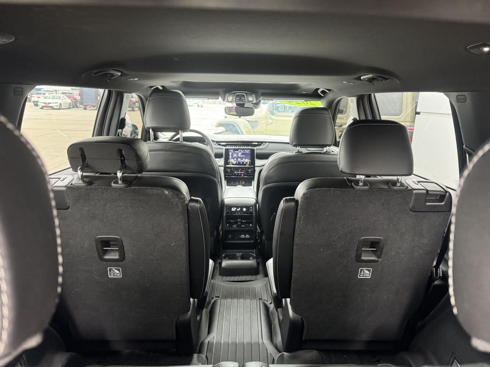 2024 Jeep Grand Cherokee L Altitude 4x4