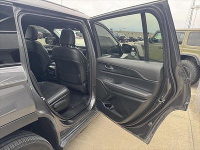 2024 Jeep Grand Cherokee L Altitude 4x4