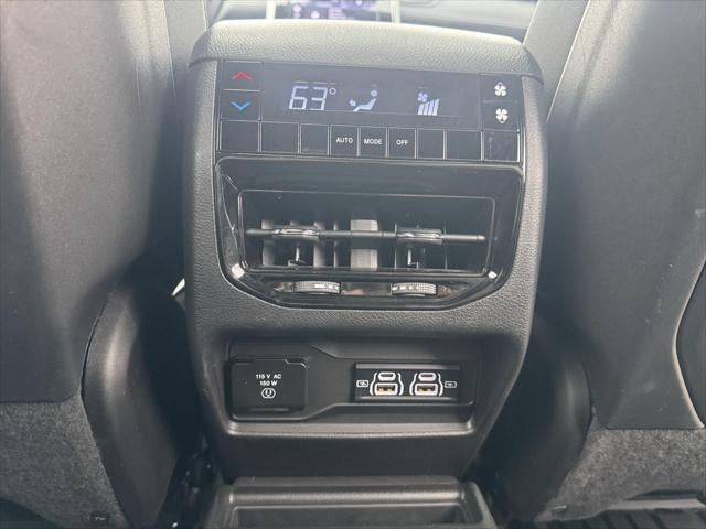 2024 Jeep Grand Cherokee L Altitude 4x4