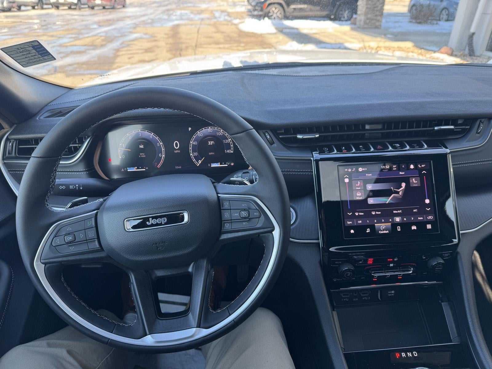 2025 Jeep Grand Cherokee GRAND CHEROKEE L ALTITUDE X 4X4