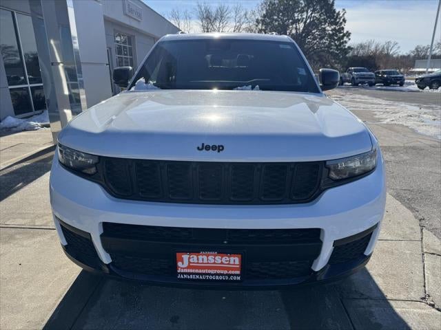 2025 Jeep Grand Cherokee GRAND CHEROKEE L ALTITUDE X 4X4