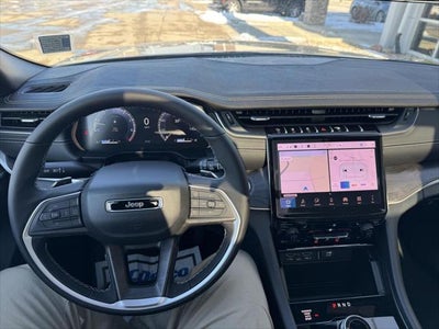 2025 Jeep Grand Cherokee GRAND CHEROKEE L LIMITED 4X4