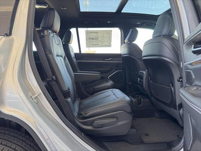 2026 Jeep Grand Cherokee GRAND CHEROKEE L LIMITED 4X4