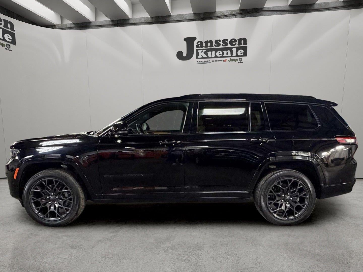 2023 Jeep Grand Cherokee L Summit Reserve 4x4