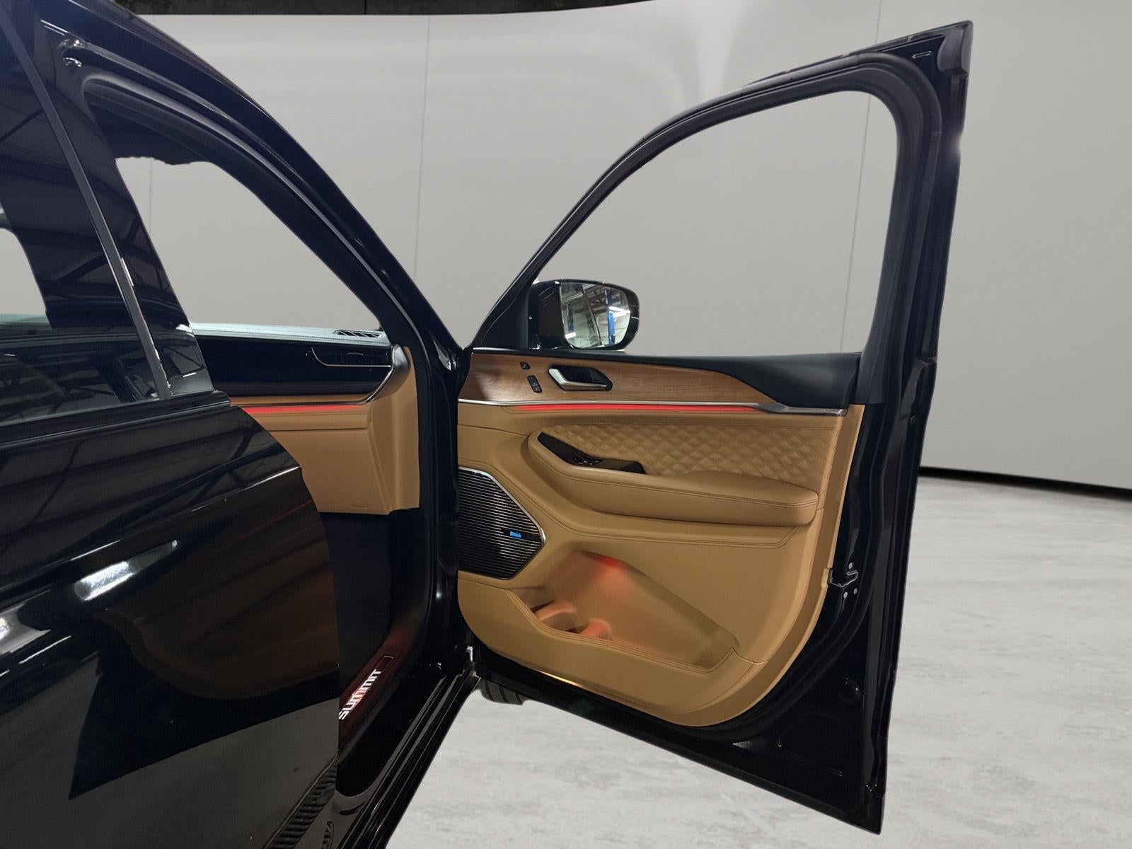 2023 Jeep Grand Cherokee L Summit Reserve 4x4
