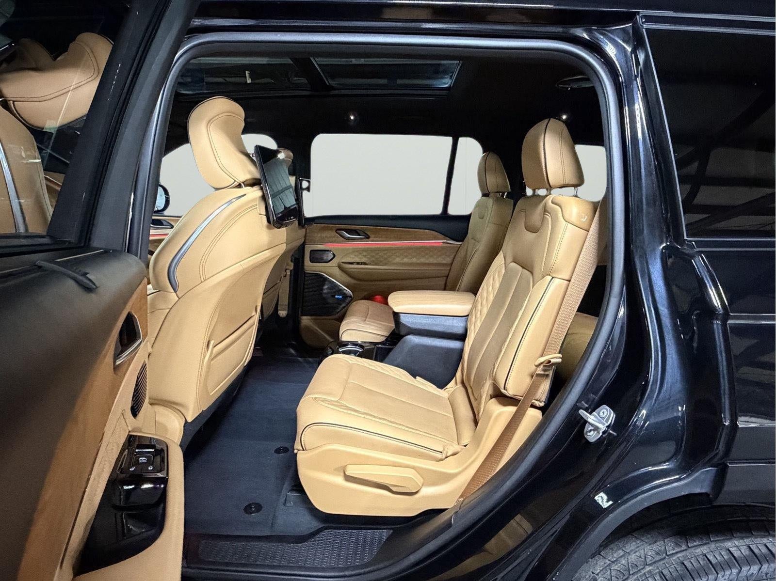 2023 Jeep Grand Cherokee L Summit Reserve 4x4